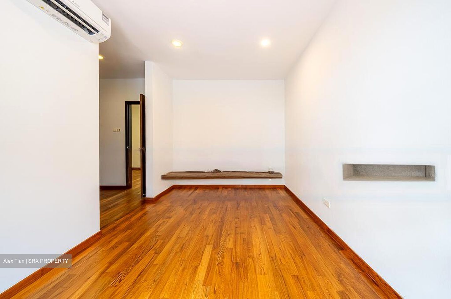 Seletar Hills Estate (D28), Terrace #538493661